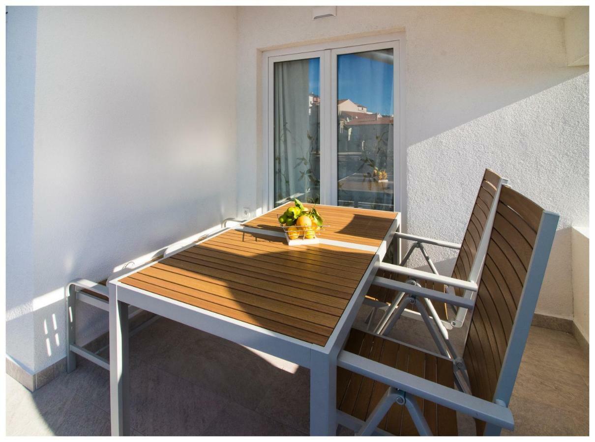Apartman Sissy Primošten Dış mekan fotoğraf