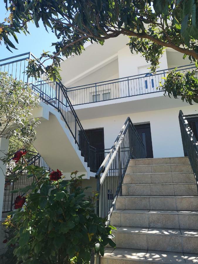 Apartman Sissy Primošten Dış mekan fotoğraf